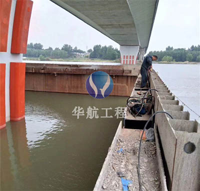 電廠循環水箱涵交接縫堵漏